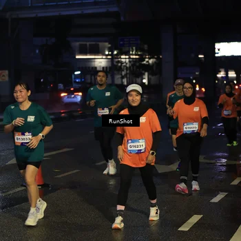 Runner Photo 7910038