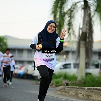 Runner Photo 7910041