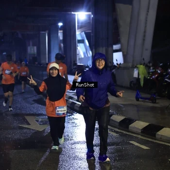 Runner Photo 7910044