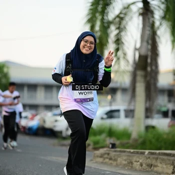 Runner Photo 7910046