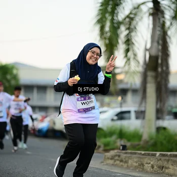 Runner Photo 7910056