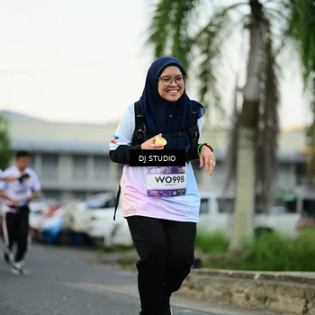 Runner Photo 7910067