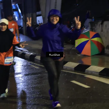 Runner Photo 7910068