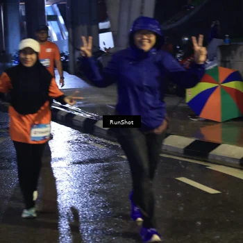 Runner Photo 7910069