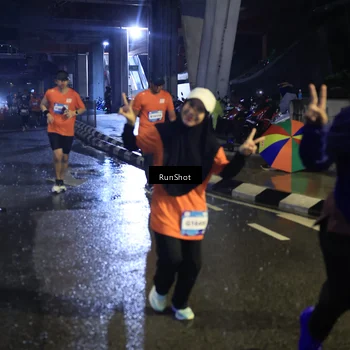 Runner Photo 7910097