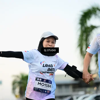 Runner Photo 7910107
