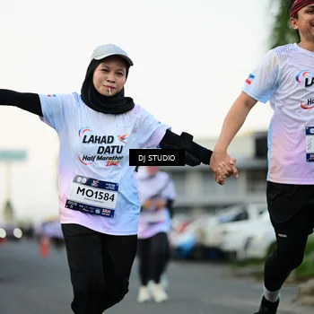Runner Photo 7910109