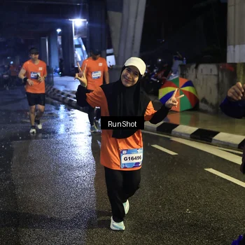 Runner Photo 7910120