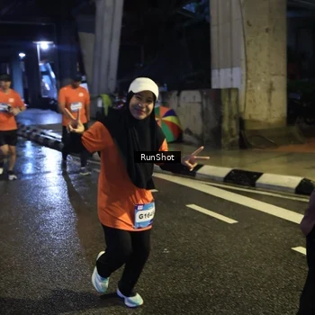 Runner Photo 7910135