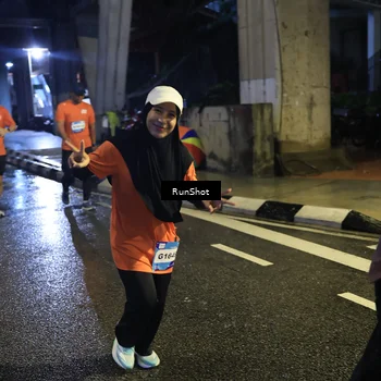 Runner Photo 7910137