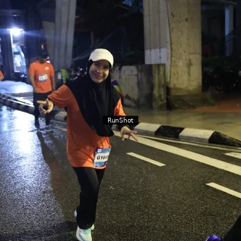 Runner Photo 7910140
