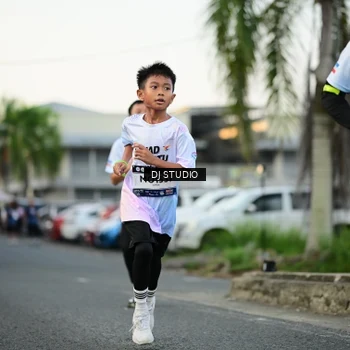 Runner Photo 7910147