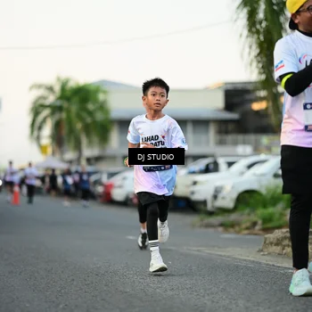 Runner Photo 7910151