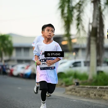Runner Photo 7910162
