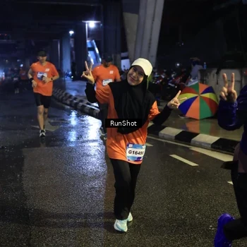 Runner Photo 7910166