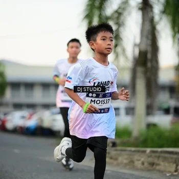 Runner Photo 7910170