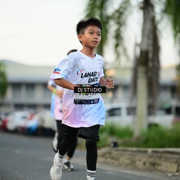 Runner Photo 7910171