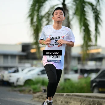 Runner Photo 7910174