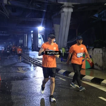 Runner Photo 7910184