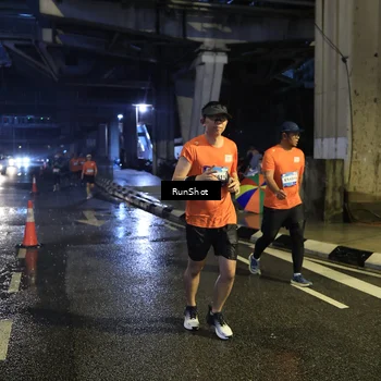 Runner Photo 7910194