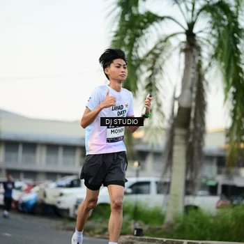 Runner Photo 7910195