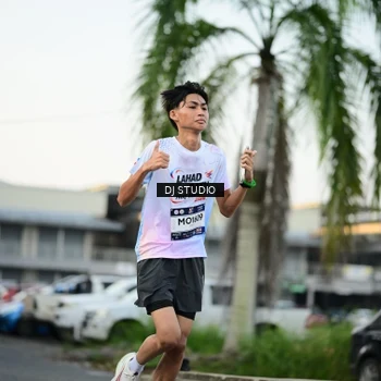 Runner Photo 7910207