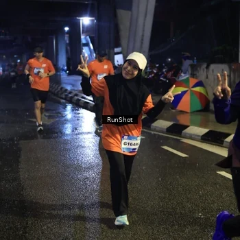 Runner Photo 7910219