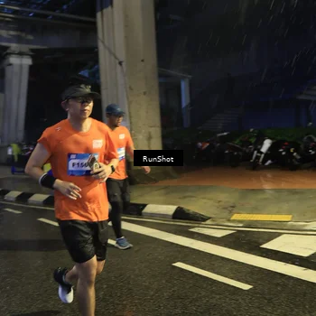 Runner Photo 7910221