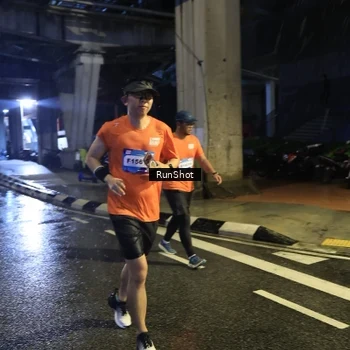 Runner Photo 7910223