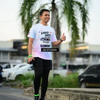 Runner Photo 7910241