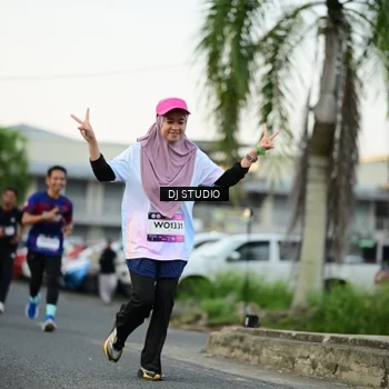 Runner Photo 7910249