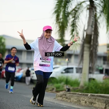 Runner Photo 7910254