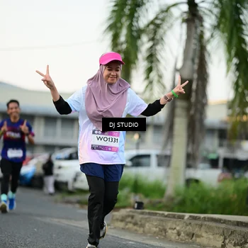 Runner Photo 7910263
