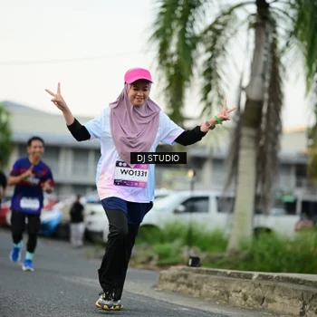 Runner Photo 7910264