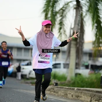 Runner Photo 7910268