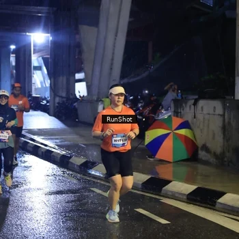 Runner Photo 7910283