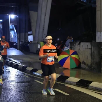 Runner Photo 7910285