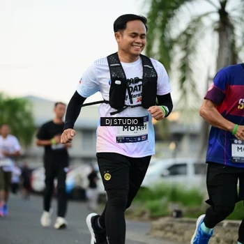 Runner Photo 7910298