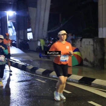 Runner Photo 7910301