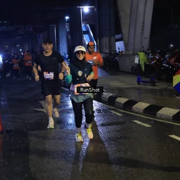 Runner Photo 7910303