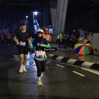 Runner Photo 7910319