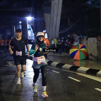 Runner Photo 7910322