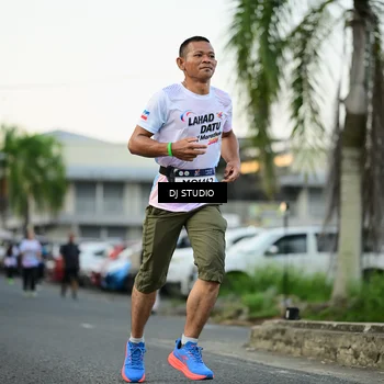 Runner Photo 7910324