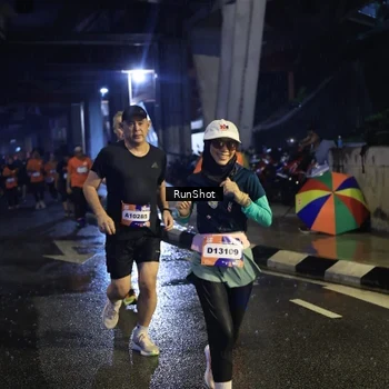 Runner Photo 7910330