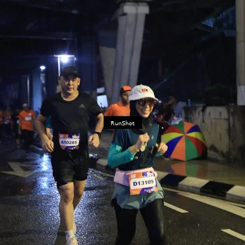 Runner Photo 7910338