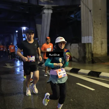 Runner Photo 7910345