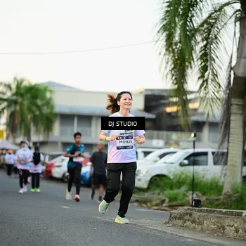 Runner Photo 7910348