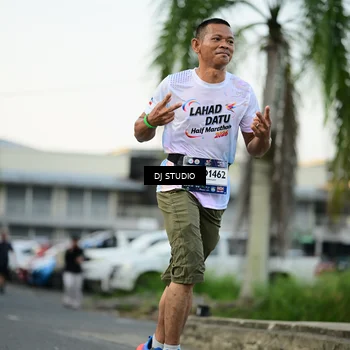 Runner Photo 7910349