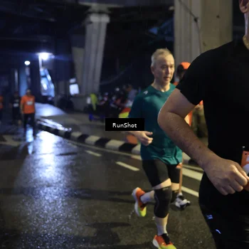 Runner Photo 7910374