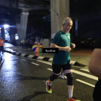 Runner Photo 7910383